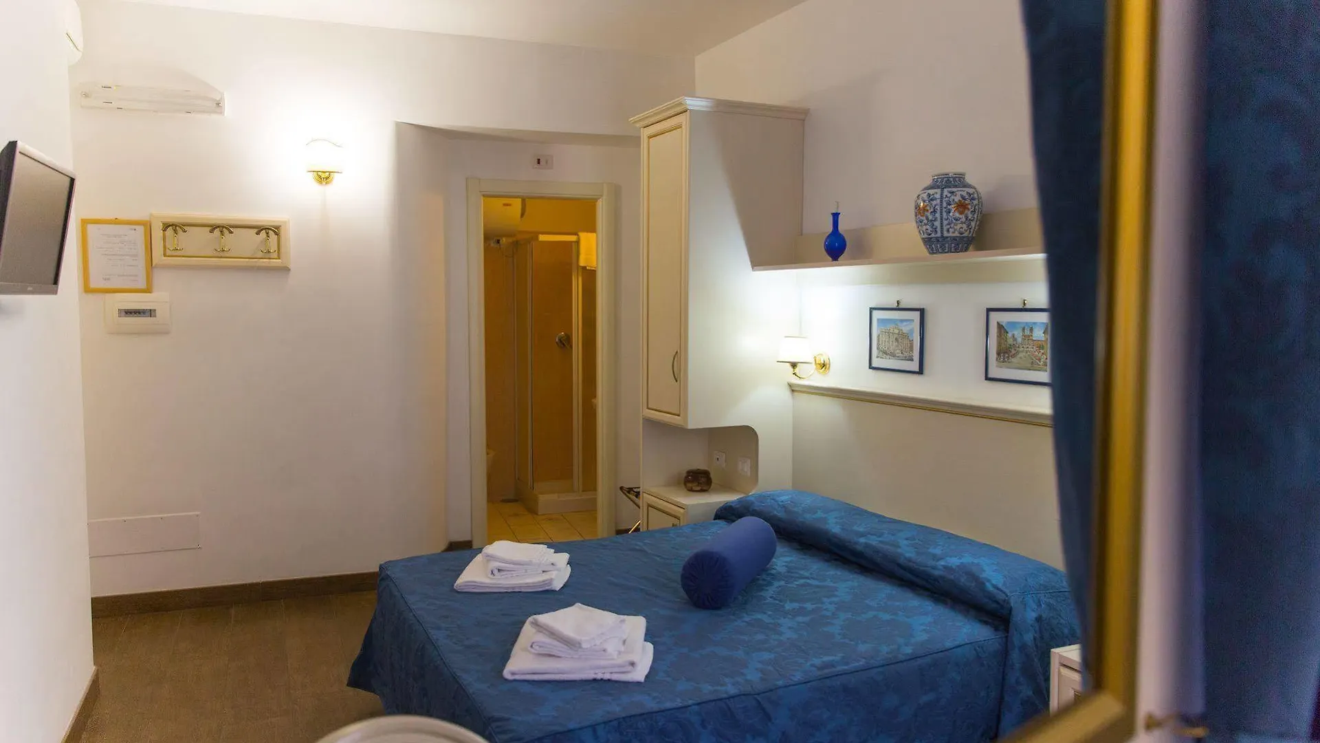 Best Suites Pantheon Rome 0*,